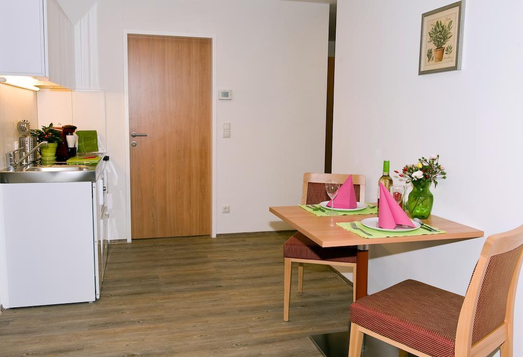 Ferienwohnungen - Boarding Wohnungen Sonnenhof Lenzing Екстериор снимка